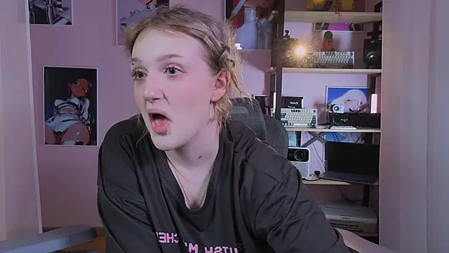 ELLIEJAY online show from February 12, 6:24 am