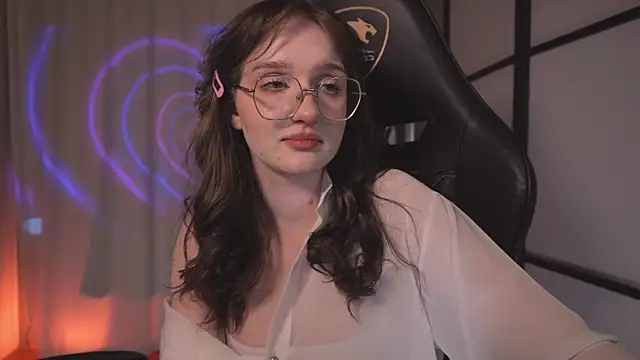 ELLIEJAY online show from February 13, 2:56 am