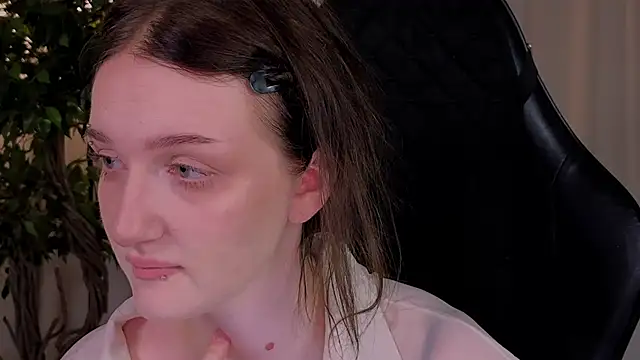 ELLIEJAY online show from November 23, 5:17 am