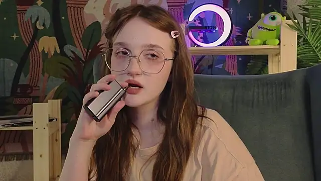 ELLIEJAY online show from March 16, 12:01 am