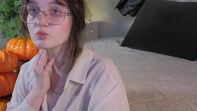 ELLIEJAY online show from November 2, 5:23 am