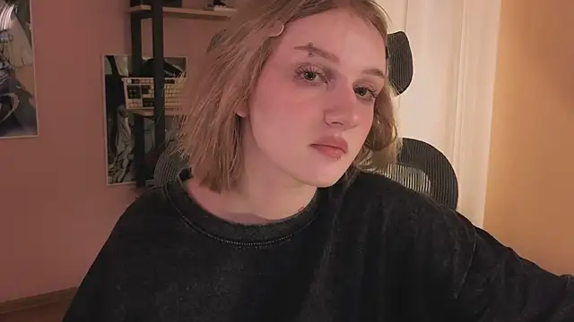 ELLIEJAY online show from January 17, 5:33 am