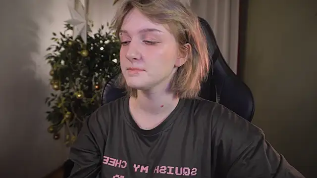 ELLIEJAY online show from January 14, 5:22 am