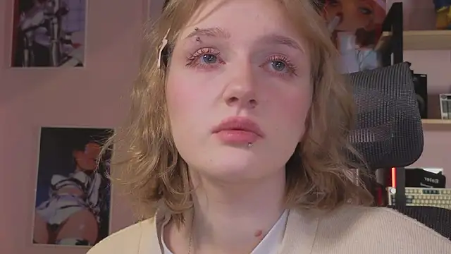 ELLIEJAY online show from February 20, 5:15 am