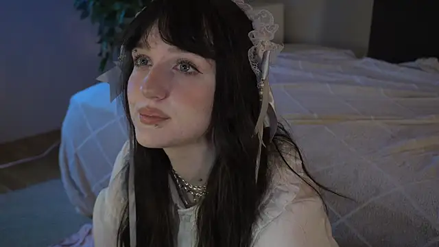 ELLIEJAY online show from October 30, 5:17 am