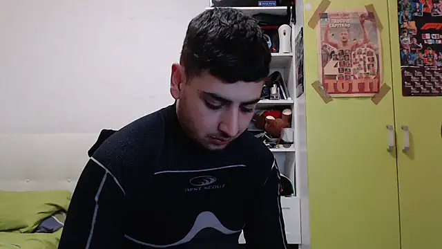 claudio20031 online show from December 11, 4:53 pm