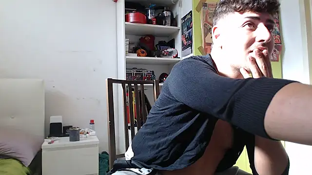 claudio20031 online show from October 12, 1:34 pm