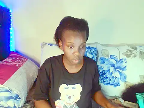 Snapshot of dinnykrazx chatting on September 16, 3:46 pm dinnykrazx online show from September 16, 3:46 pm