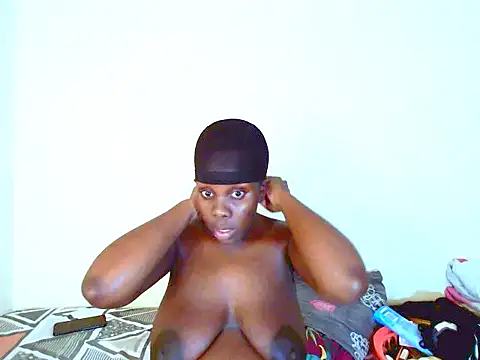 Snapshot of dinnykrazx chatting on January 29, 3:47 pm dinnykrazx online show from January 29, 3:47 pm