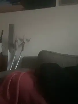 Elrubiolargo online show from October 12, 6:04 am