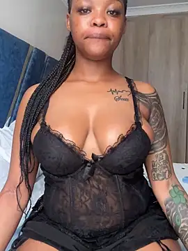 SexxyLunar online show from February 25, 5:51 am