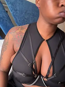 SexxyLunar online show from July 14, 6:18 am