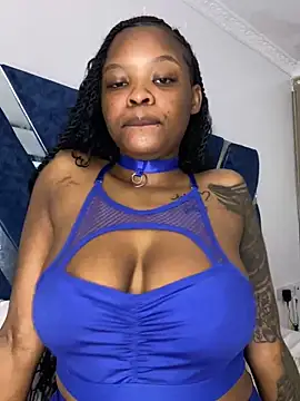 Snapshot of SexxyLunar chatting on October 23, 11:36 pm SexxyLunar online show from October 23, 11:36 pm