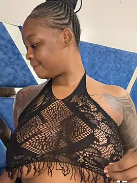 SexxyLunar online show from May 6, 7:51 pm