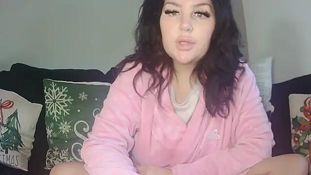 Snapshot of magical_mia chatting on November 30, 1:12 pm magical mia online show from November 30, 1:12 pm