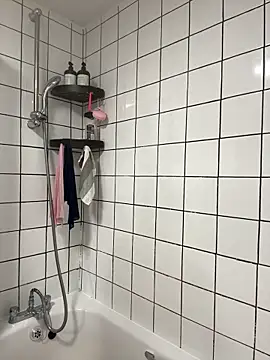 Snapshot of magical_mia chatting on December 21, 10:17 am magical mia online show from December 21, 10:17 am