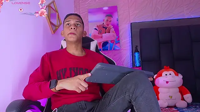 dilan alfonzo online show from March 7, 4:08 am