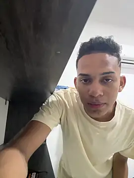 dilan alfonzo online show from April 19, 11:18 pm