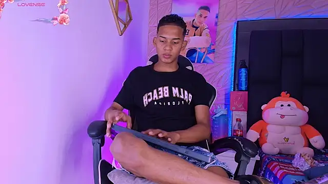 dilan alfonzo online show from May 28, 2:23 pm