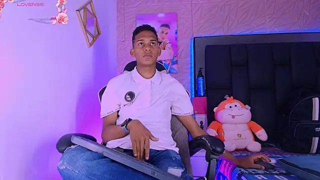 dilan alfonzo online show from May 20, 12:13 pm