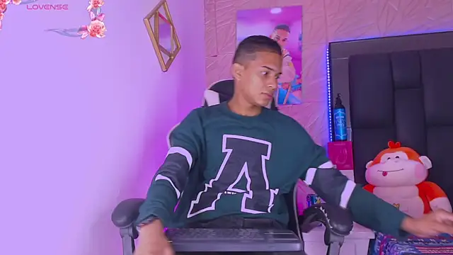 dilan alfonzo online show from March 12, 4:29 am