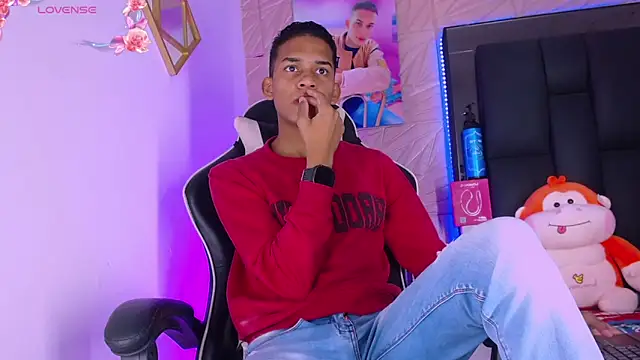 dilan alfonzo online show from April 1, 4:47 am