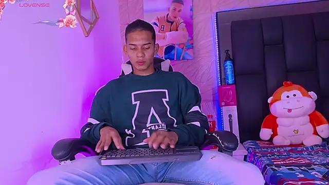 dilan alfonzo online show from March 2, 5:08 am