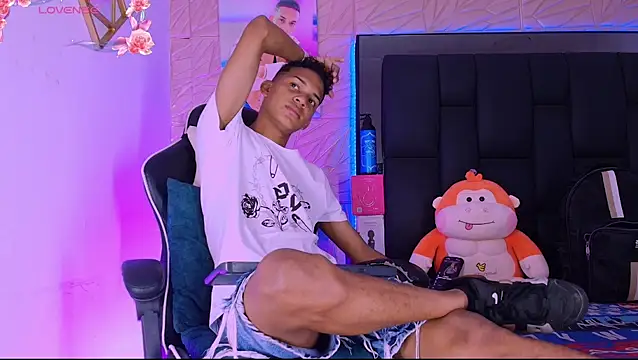 dilan alfonzo online show from June 14, 3:46 pm