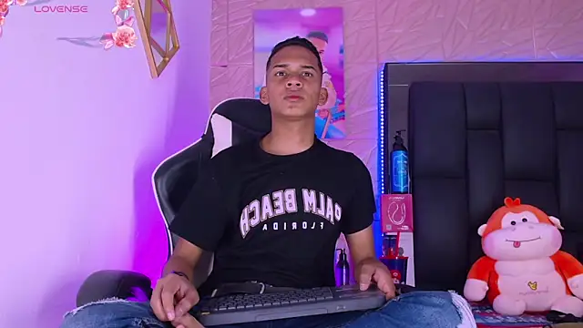 dilan alfonzo online show from April 5, 3:57 am