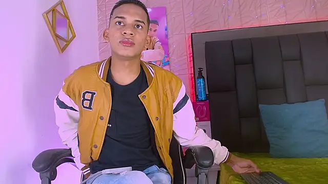 dilan alfonzo online show from November 12, 7:51 pm