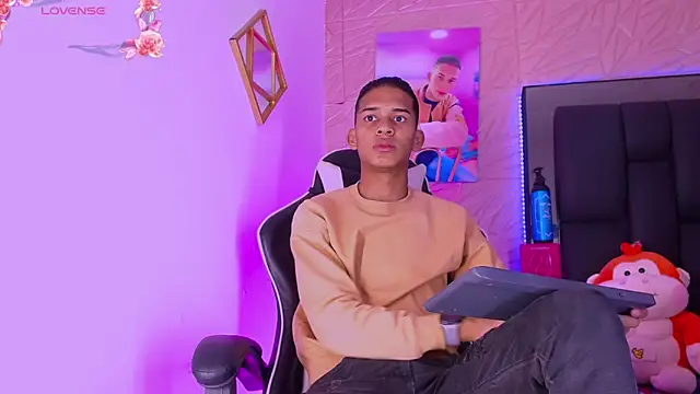 dilan alfonzo online show from March 11, 4:06 am