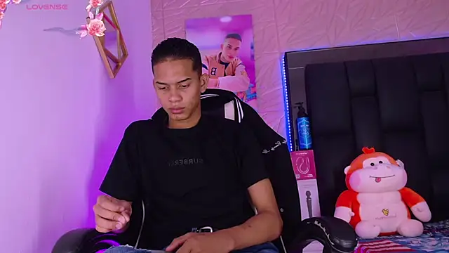 dilan alfonzo online show from March 30, 2:13 am