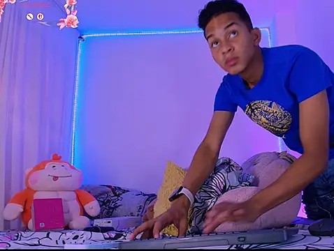 dilan alfonzo online show from June 25, 4:45 pm
