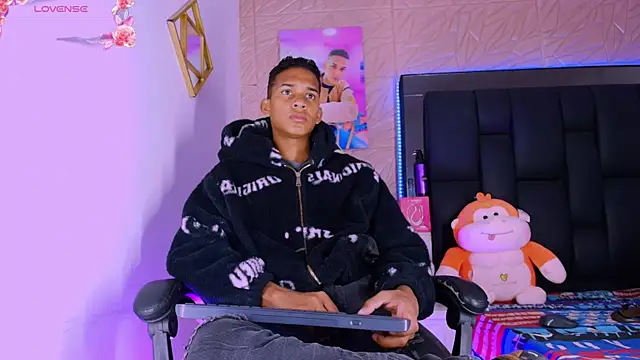 dilan alfonzo online show from May 14, 3:14 am