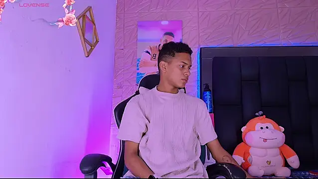 dilan alfonzo online show from June 21, 5:08 pm