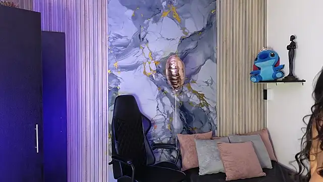 LissaWiild online show from February 17, 8:17 pm