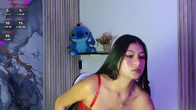 LissaWiild online show from December 2, 8:10 pm