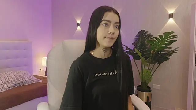 miagomezweb1 online show from November 5, 12:52 pm