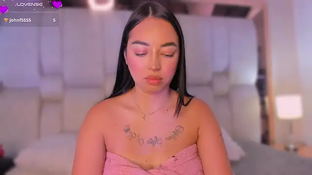 Snapshot of AnthonellaSweet chatting on October 25, 3:45 pm AnthonellaSweet online show from October 25, 3:45 pm