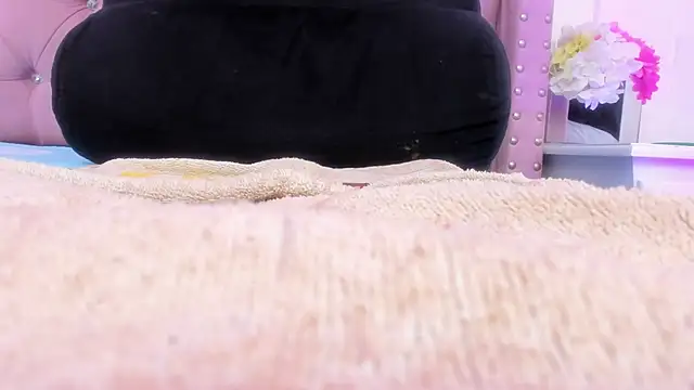 MonicaSchwartz online show from March 19, 9:09 am