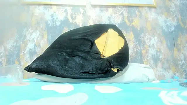 MonicaSchwartz online show from December 21, 9:00 am