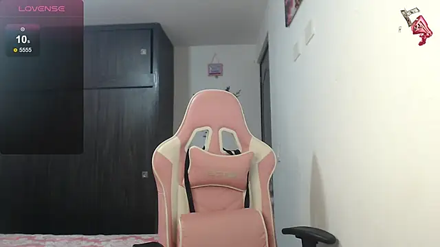 Mindy James1 online show from March 8, 4:21 pm