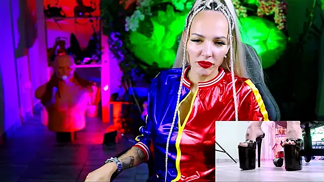 MonicaMaxwel online show from October 26, 11:10 am