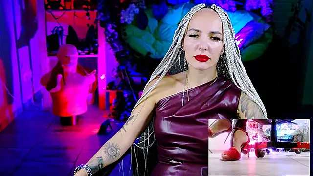 MonicaMaxwel online show from November 7, 10:31 am