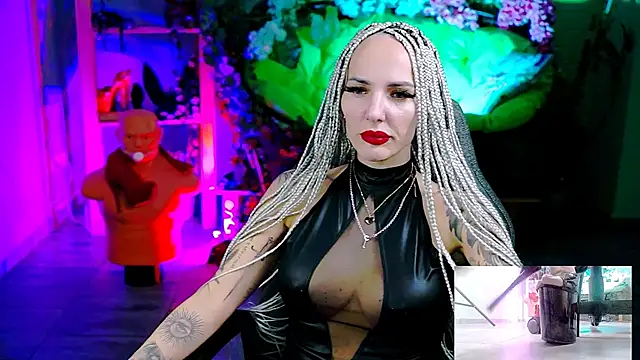 MonicaMaxwel online show from December 19, 10:50 am