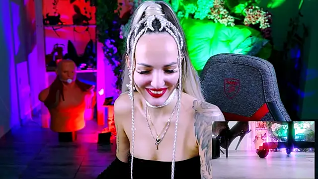 MonicaMaxwel online show from November 1, 12:10 pm