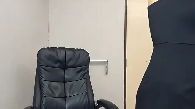 SassyJessi online show from November 11, 4:07 am