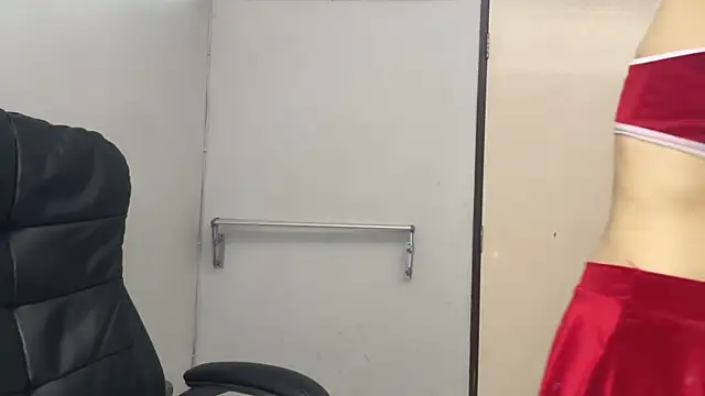 SassyJessi online show from December 23, 4:12 am