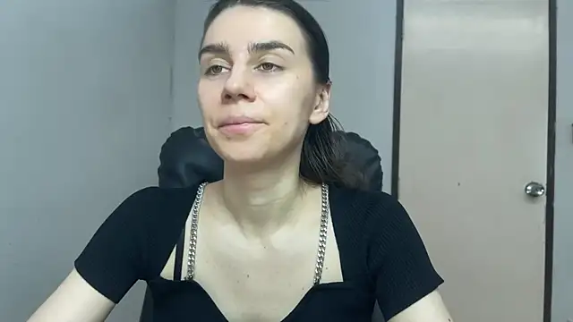 Snapshot of SassyJessi chatting on July 19, 4:10 am SassyJessi online show from July 19, 4:10 am