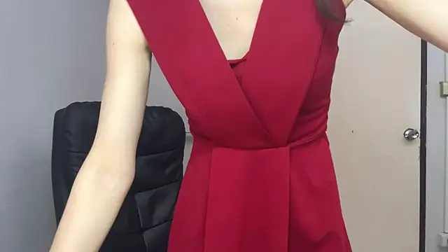 SassyJessi online show from December 15, 4:07 am